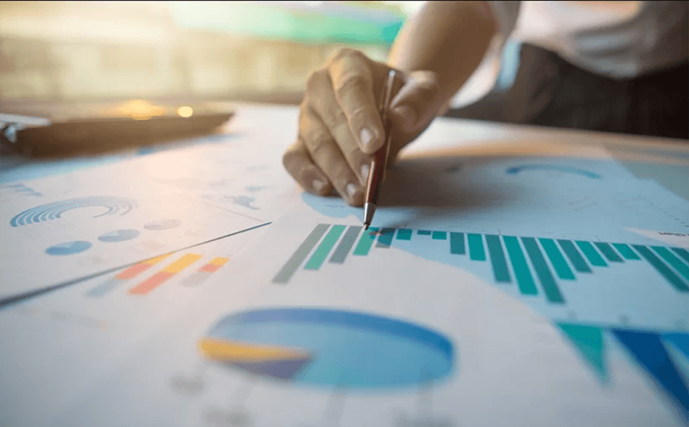 How Porter’s Five Forces Can Help Small Businesses Analyze the Competition - thumbnail