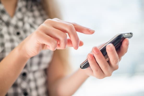 How to Run a Successful Text Message Marketing Campaign - thumbnail
