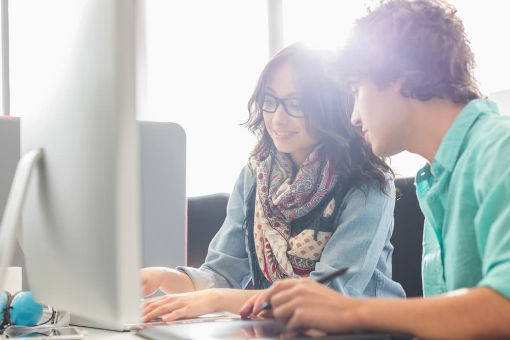 How to Create a Successful Internship Program - thumbnail