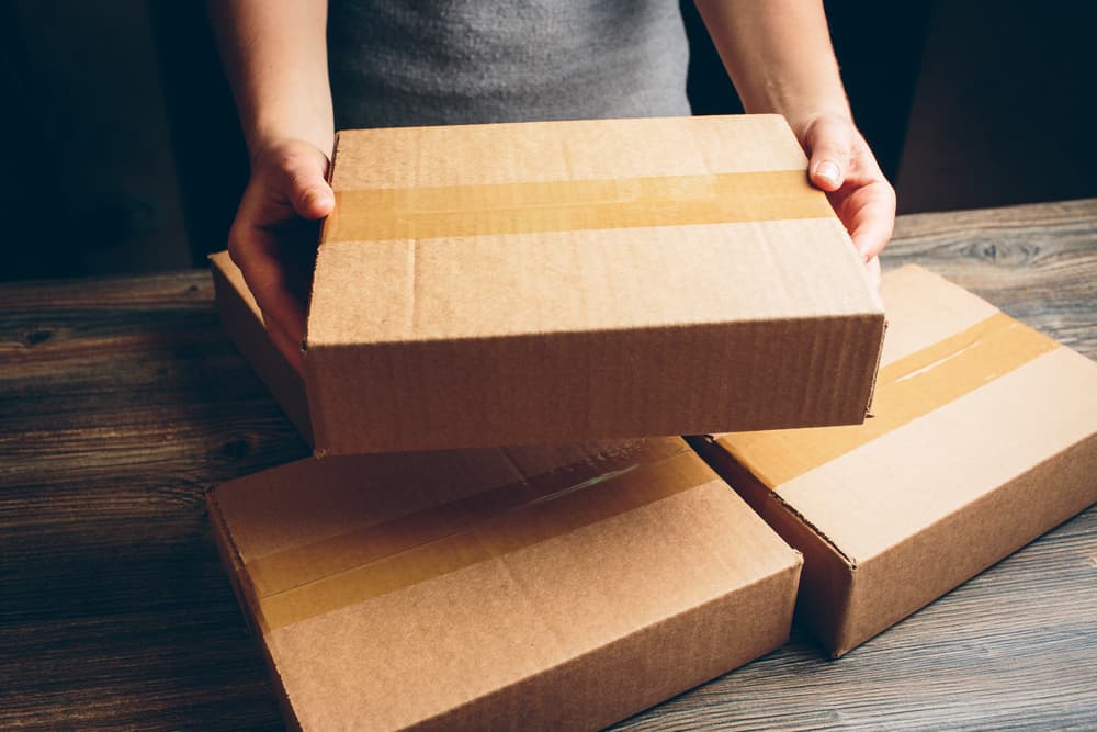 How to Outsource Your Shipping - thumbnail