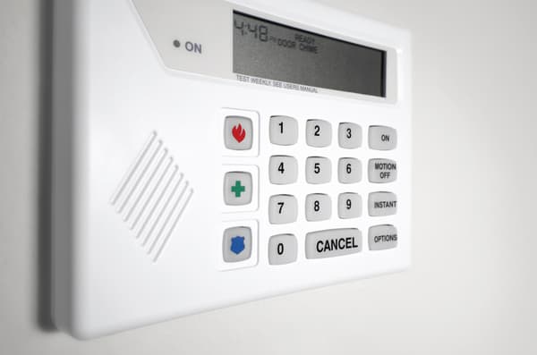 How to Choose the Right Business Security System - thumbnail