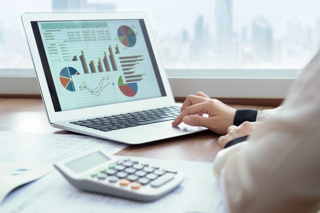How Does Payroll Work? A Complete Guide for 2026
