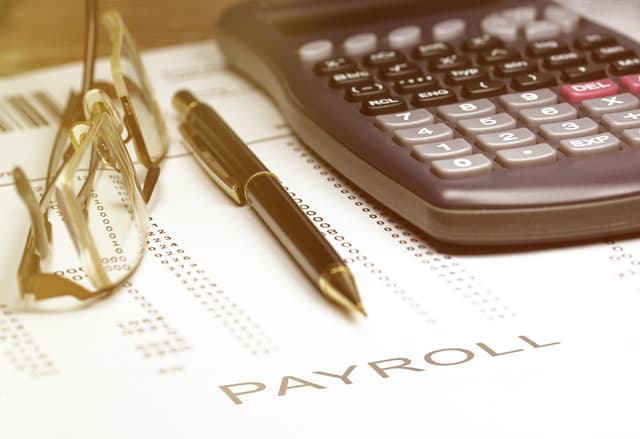 The Future of Payroll: 4 Trends to Watch